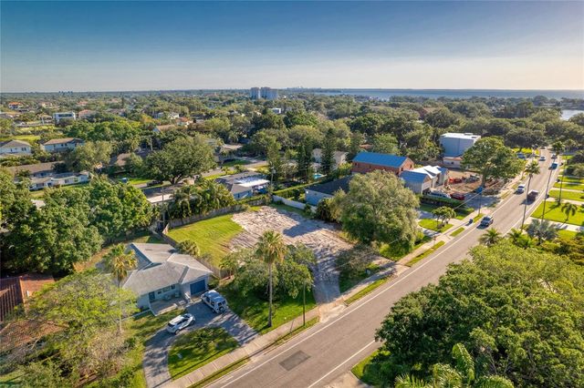 1020 SNELL ISLE BOULEVARD NE, St Petersburg, FL 33704