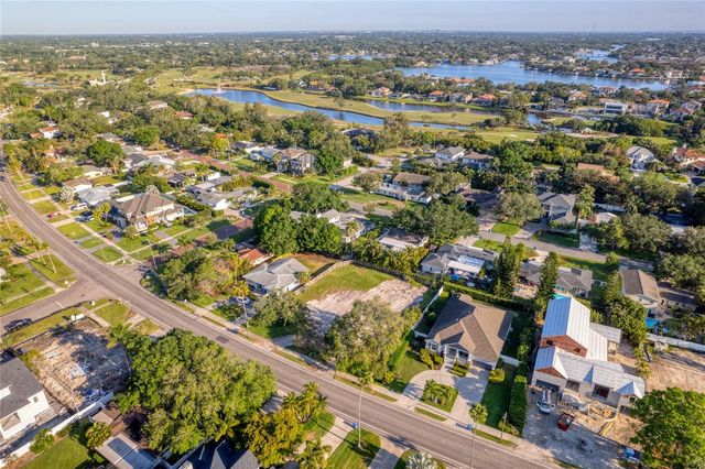 1020 SNELL ISLE BOULEVARD NE, St Petersburg, FL 33704