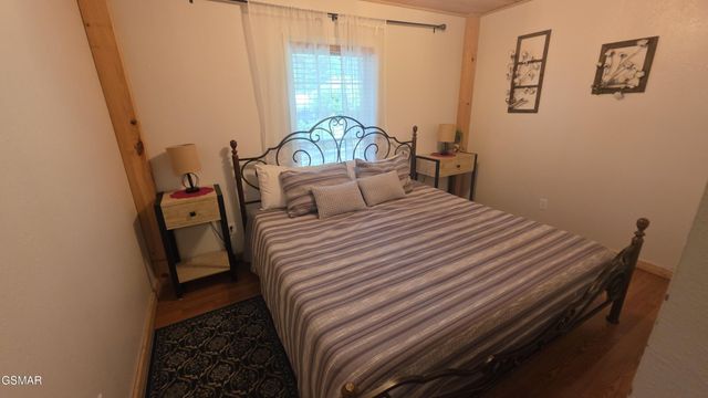 3230 Cove Creek Way, Sevierville, TN 37862