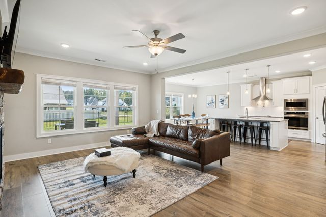 7803 Santos Dr, Murfreesboro, TN 37129