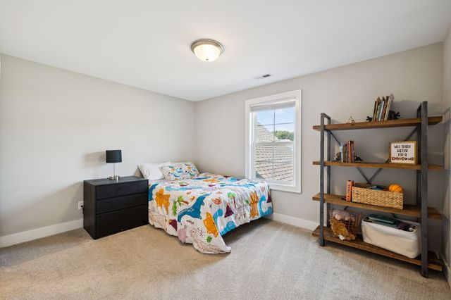 7803 Santos Dr, Murfreesboro, TN 37129