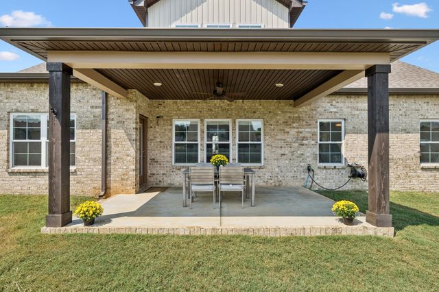 7803 Santos Dr, Murfreesboro, TN 37129