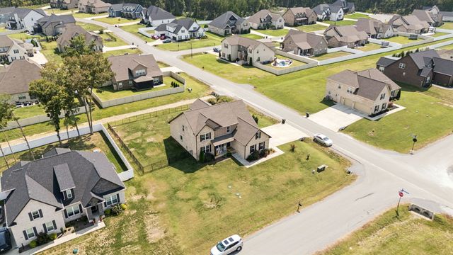 7803 Santos Dr, Murfreesboro, TN 37129