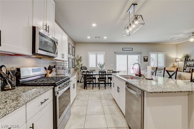 9267 South PARK, Las Vegas, NV 89178