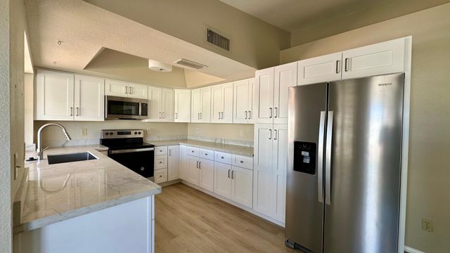 8878 E Sheena Drive, Scottsdale, AZ 85260