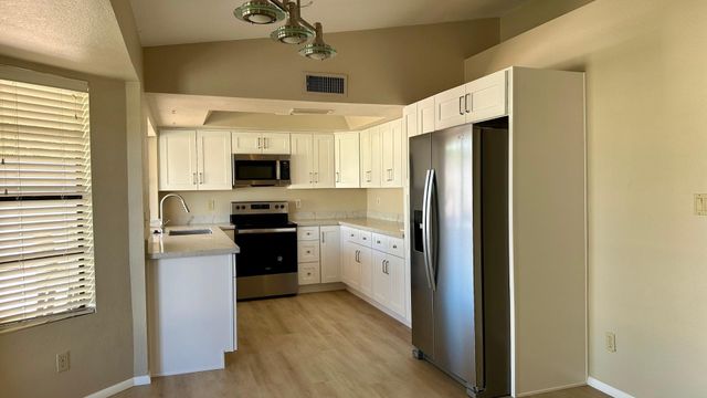 8878 E Sheena Drive, Scottsdale, AZ 85260