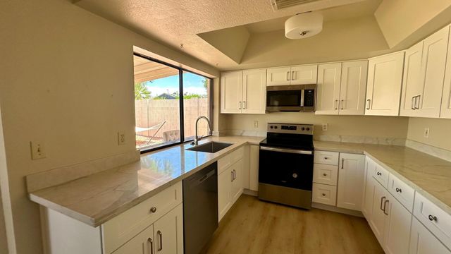 8878 E Sheena Drive, Scottsdale, AZ 85260