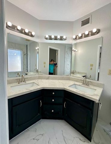 8878 E Sheena Drive, Scottsdale, AZ 85260