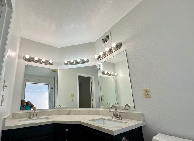 8878 E Sheena Drive, Scottsdale, AZ 85260