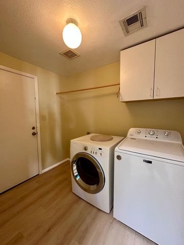 8878 E Sheena Drive, Scottsdale, AZ 85260