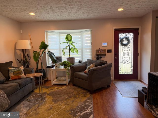 321 COOL BREEZE CT, Pasadena, MD 21122