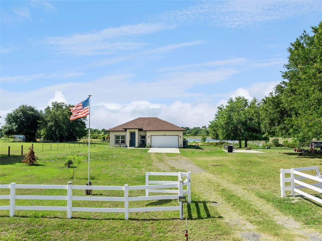 8020 SERGEANT PEPPER DRIVE, Howey In The Hills, FL 34737