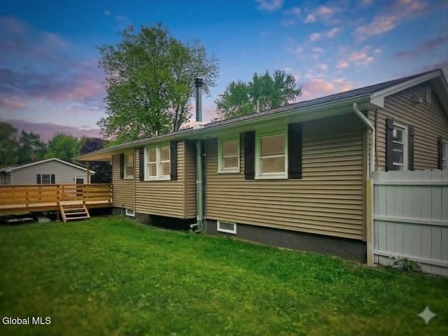 30 Sunset Road, Fort Ann, NY 12827