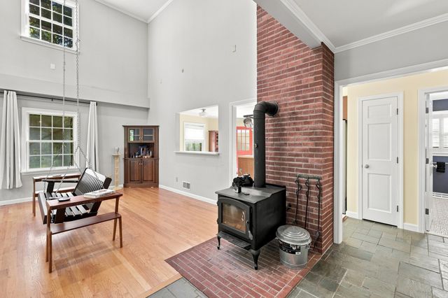 87 Montague Rd, Westhampton, MA 01027