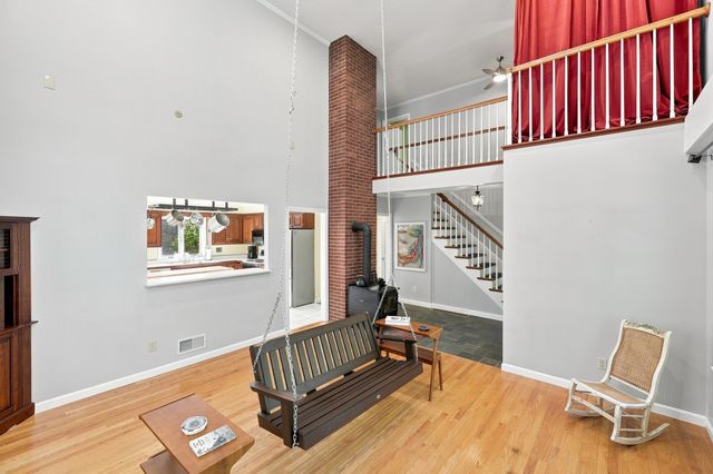 87 Montague Rd, Westhampton, MA 01027