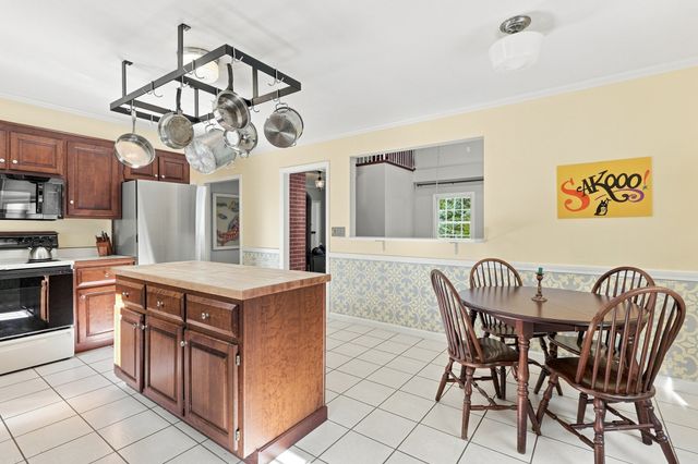 87 Montague Rd, Westhampton, MA 01027