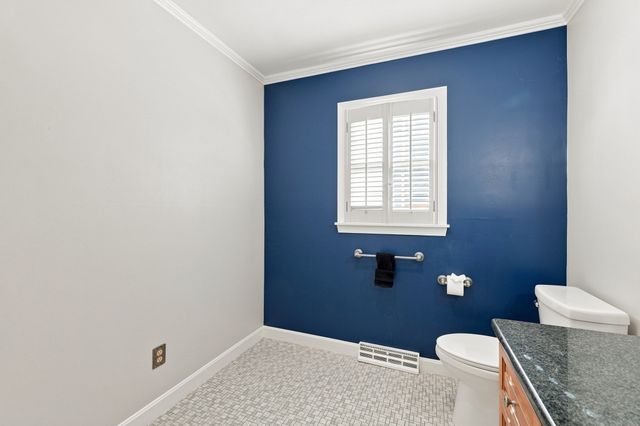 87 Montague Rd, Westhampton, MA 01027