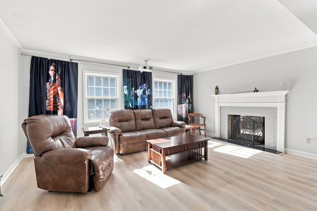 87 Montague Rd, Westhampton, MA 01027