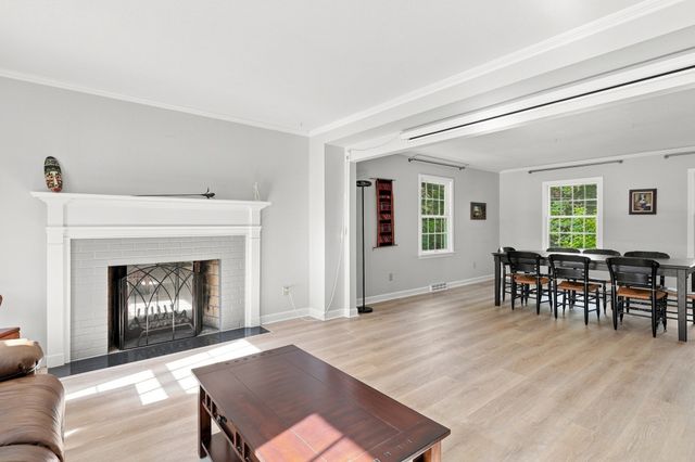 87 Montague Rd, Westhampton, MA 01027