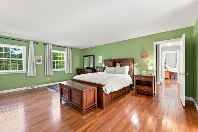 87 Montague Rd, Westhampton, MA 01027