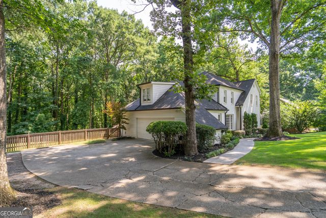 5108 Baroque Circle, Sandy Springs, GA 30342