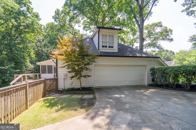 5108 Baroque Circle, Sandy Springs, GA 30342