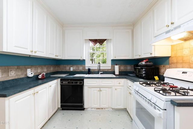 700 Saint Marys Street, Garner, NC 27529