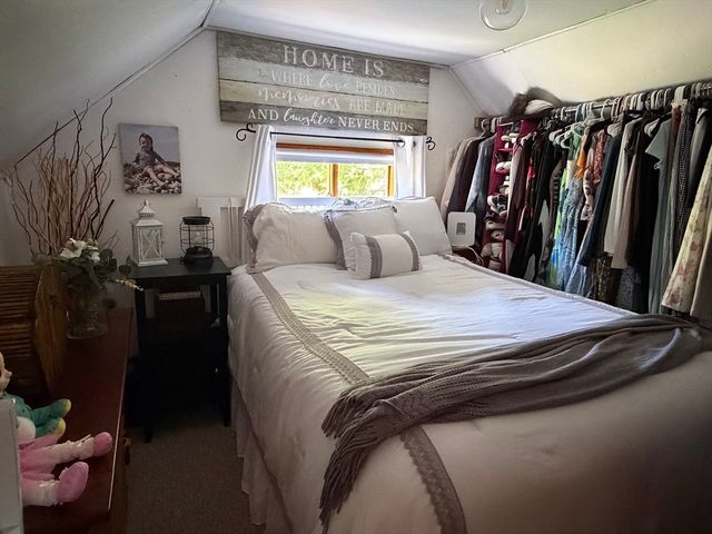 217 Middleboro Road, Freetown, MA 02717