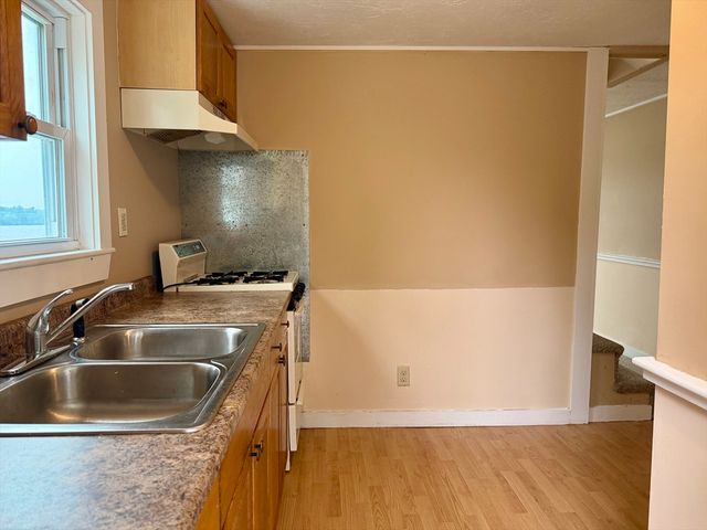 217 Middleboro Road, Freetown, MA 02717