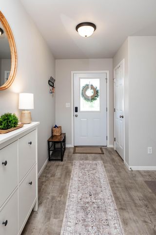 8040 Goldfinch Drive, Horace, ND 58047