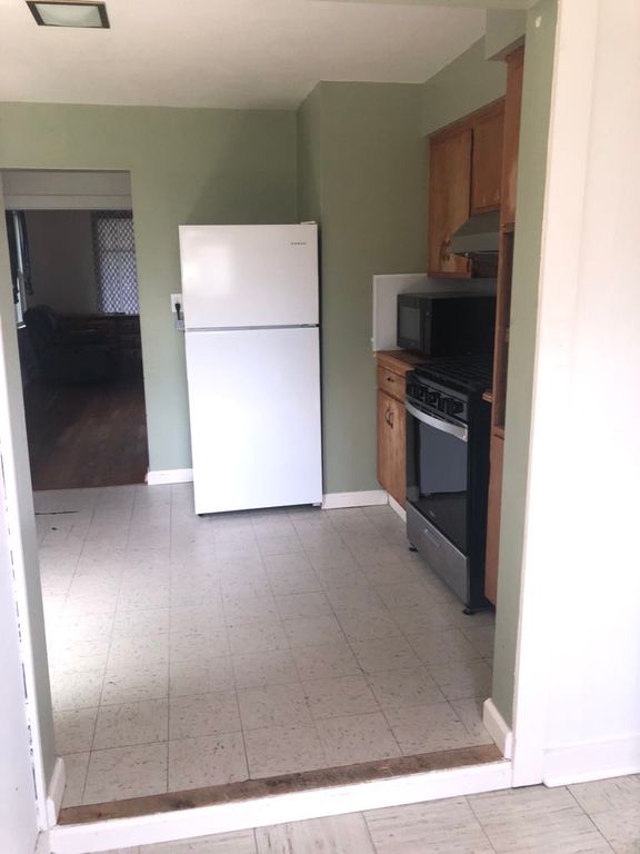 Image 2 of property listing at 125 1st Avenue SE, Cut Bank, MT 59427