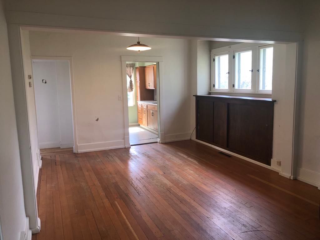 Image 3 of property listing at 125 1st Avenue SE, Cut Bank, MT 59427