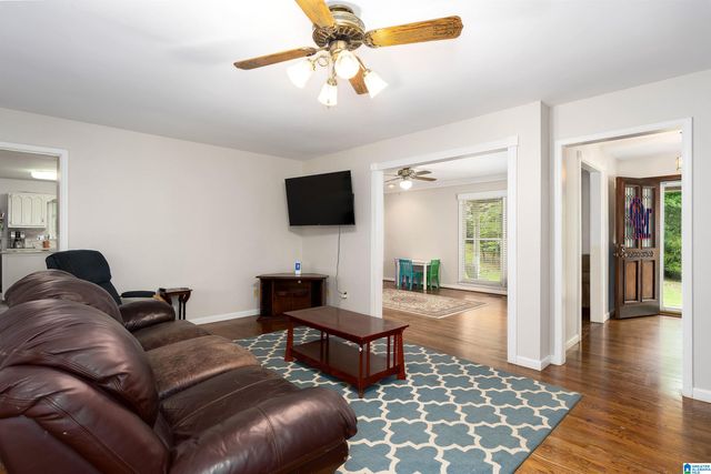 401 DOVECOTE CIRCLE, Birmingham, AL 35244