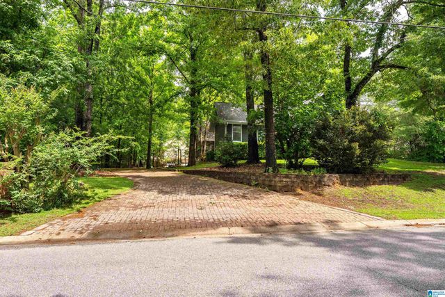 401 DOVECOTE CIRCLE, Birmingham, AL 35244