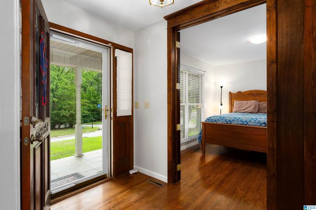 401 DOVECOTE CIRCLE, Birmingham, AL 35244