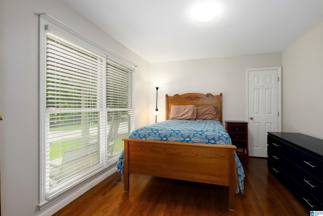 401 DOVECOTE CIRCLE, Birmingham, AL 35244