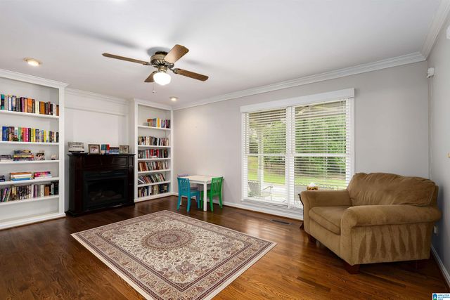 401 DOVECOTE CIRCLE, Birmingham, AL 35244