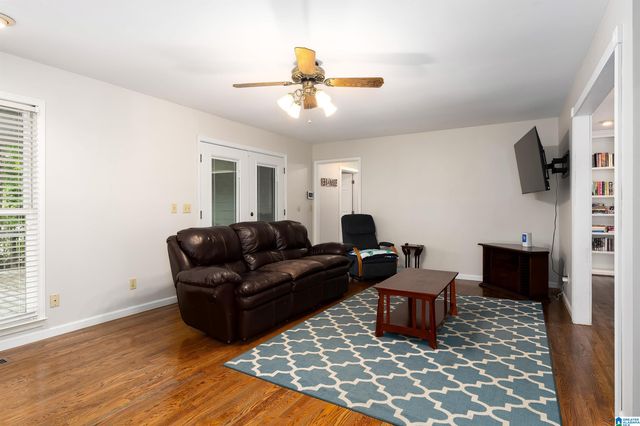 401 DOVECOTE CIRCLE, Birmingham, AL 35244