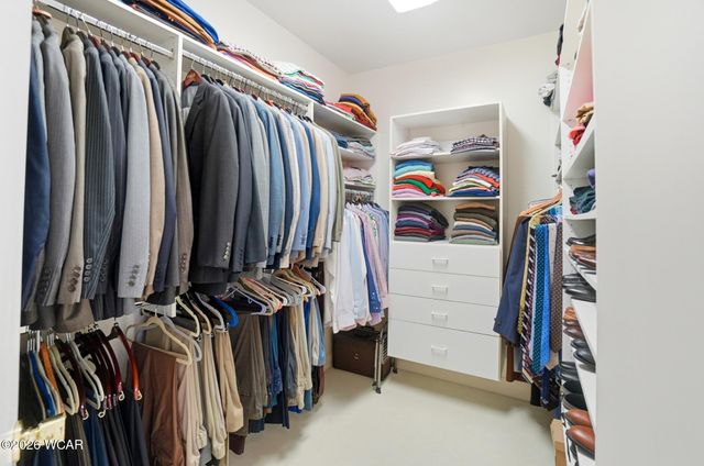 616 Wildbrook Lane, Lima, OH 45807