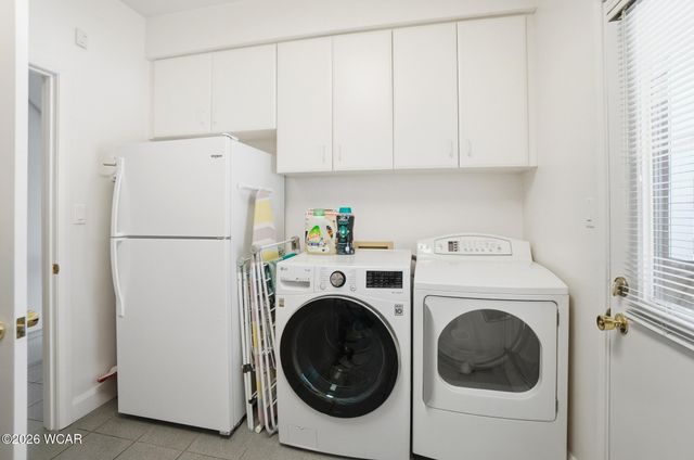 616 Wildbrook Lane, Lima, OH 45807