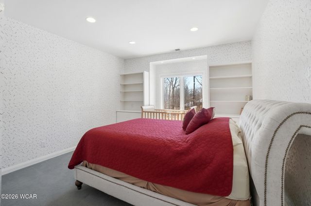 616 Wildbrook Lane, Lima, OH 45807