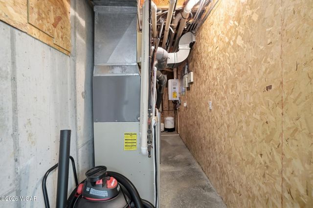 616 Wildbrook Lane, Lima, OH 45807