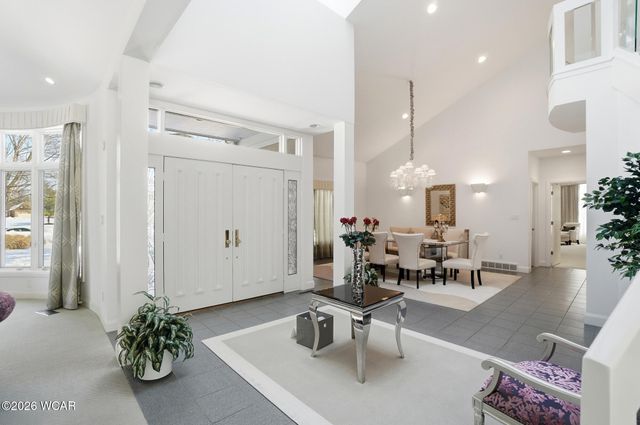 616 Wildbrook Lane, Lima, OH 45807