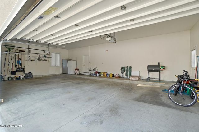 616 Wildbrook Lane, Lima, OH 45807