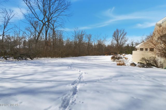 616 Wildbrook Lane, Lima, OH 45807