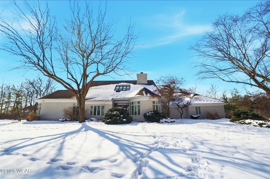 616 Wildbrook Lane, Lima, OH 45807