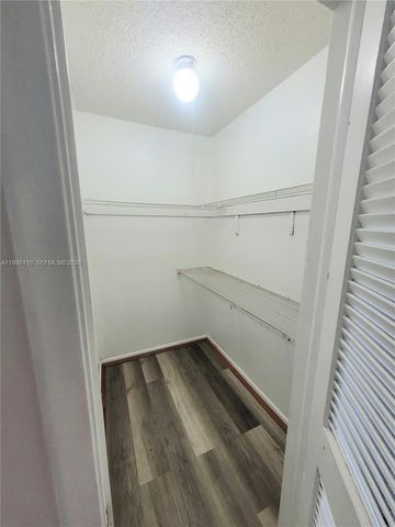 22028 Acapulco Ct, Boca Raton, FL 33428