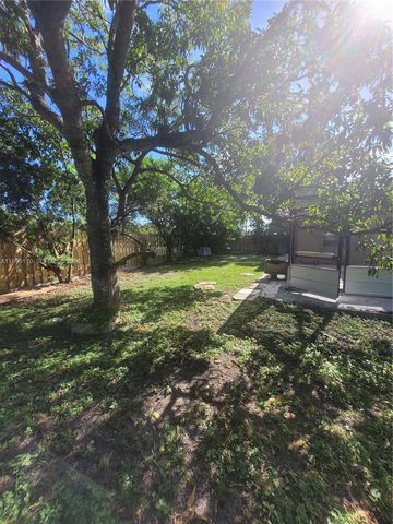 22028 Acapulco Ct, Boca Raton, FL 33428