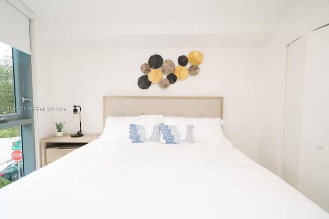 31 SW 6th Street 301, Miami, FL 33131