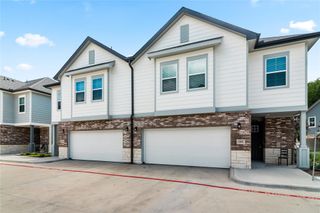 28325-102 Birnham Woods Drive, Spring, TX 77386